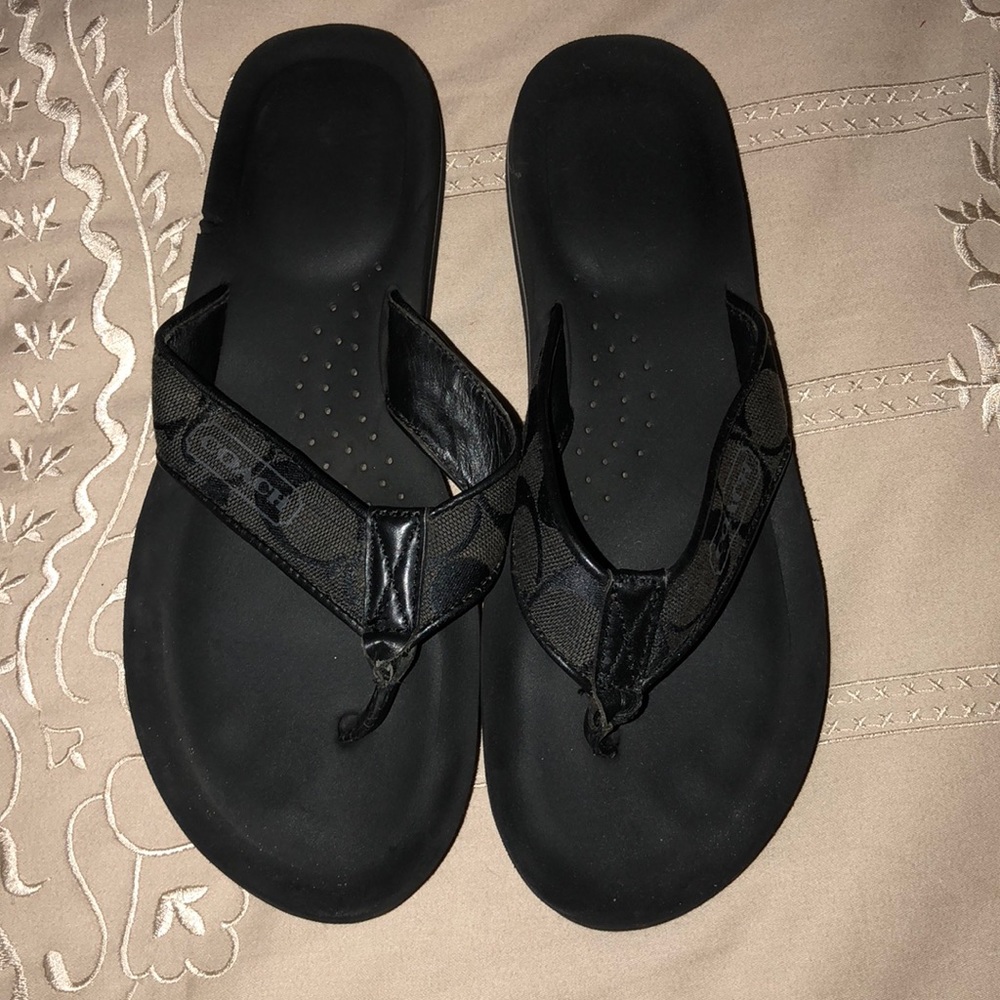 Coach flip flops